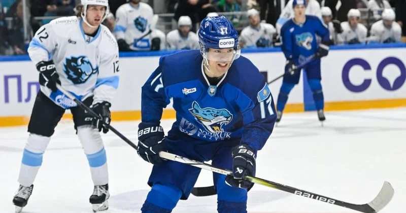 С какими игроками ХК Барыс перезаключил контракты