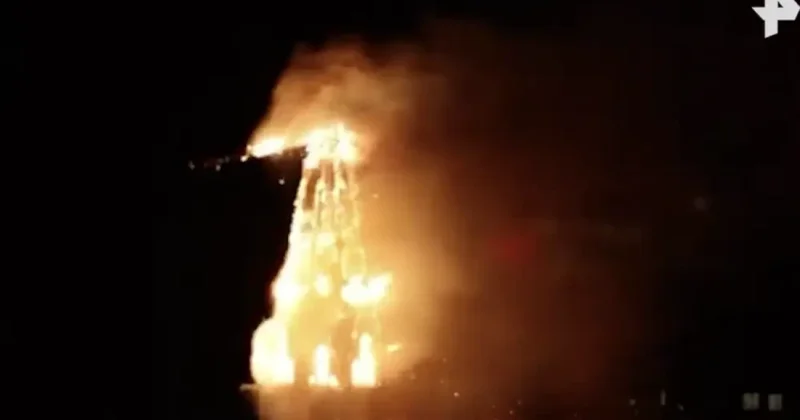 Амстердамда 150 жылдық тарихи бар шіркеу отқа оранды