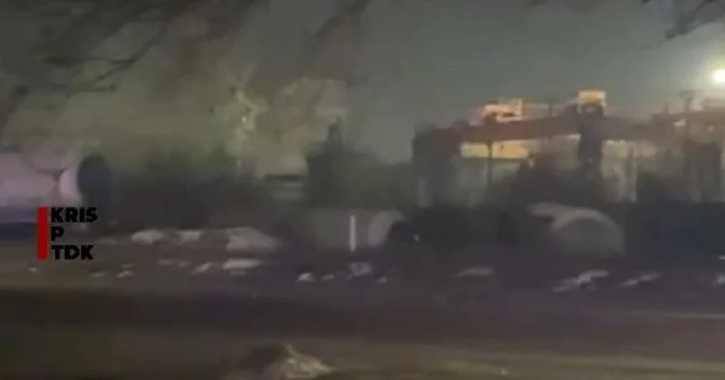 Вагоны с пропаном сошли с рельсов в Талдыкоргане: в ДЧС обратились к горожанам (видео)