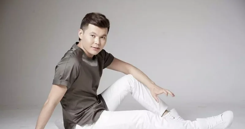 Ернар Айдар жол ережесін бұзып, айыппұл арқалады