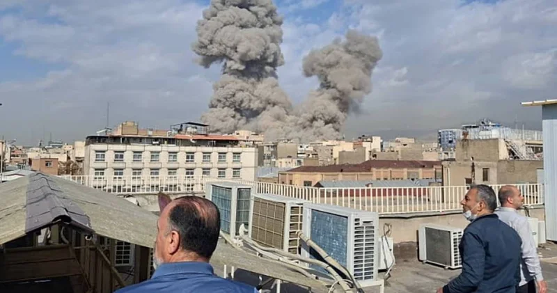 Иран Хаменеи қаза тапқаннан кейін уақытша басқару кеңесін құруда