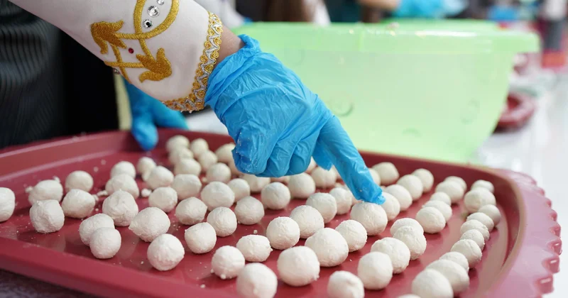 Жетісуда 4546 құрт дайындалды