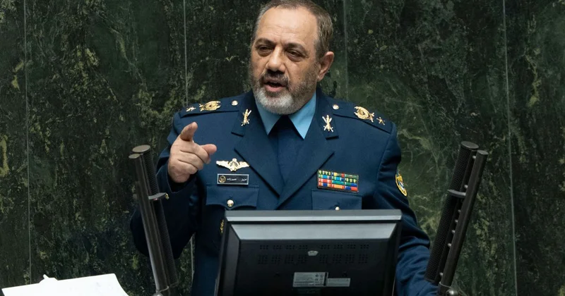 Атака США и Израиля на Иран: подтверждена гибель министра обороны республики