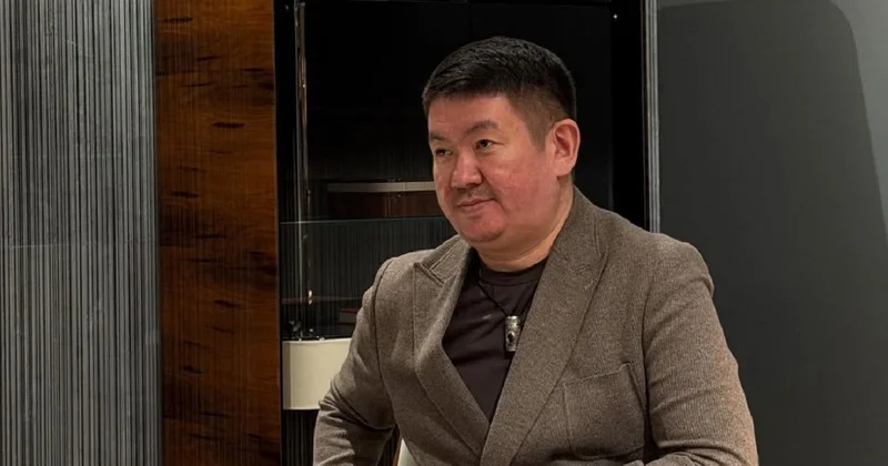 Известный продюсер Жан Муканов стал отцом в восьмой раз