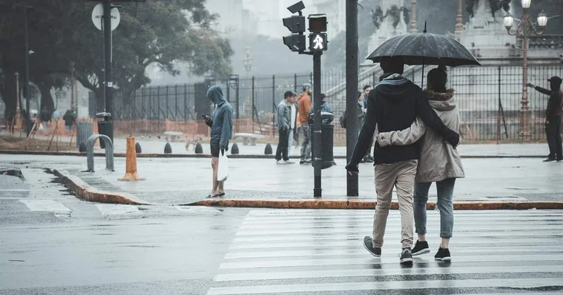 2 4 сәуірге болжам: жаңбыр, найзағай және температураның төмендеуі күтіледі