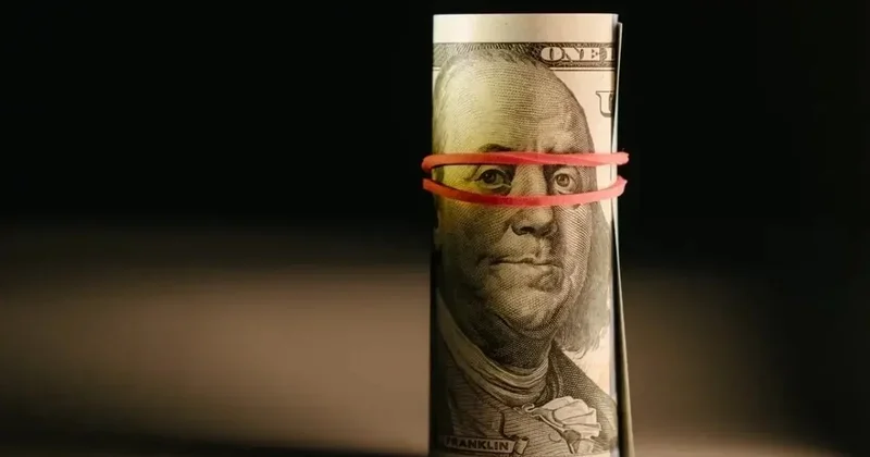 Доллар в Казахстане снова подешевел