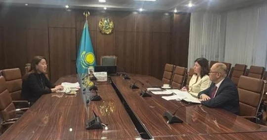 Qazaq Digital Mektebi жобасы ауыл мектептеріндегі білім сапасын арттыруға жол ашады