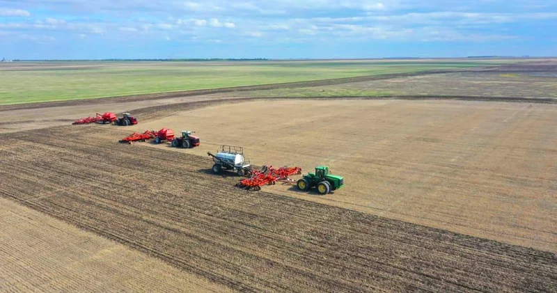 Көктемгі дала жұмысы қарқын алды