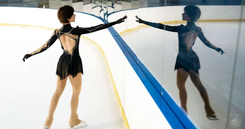 Нас выгоняют : родители юных спортсменов пожаловались на нехватку ледовых площадок в Алматы