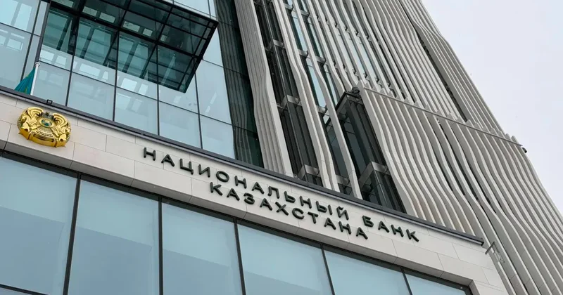 Глава Нацбанка: Тарифы нужно поднимать выборочно и не сильно