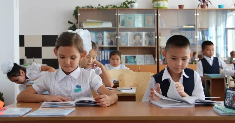 Качество знаний 8800 школьников проверят в Казахстане