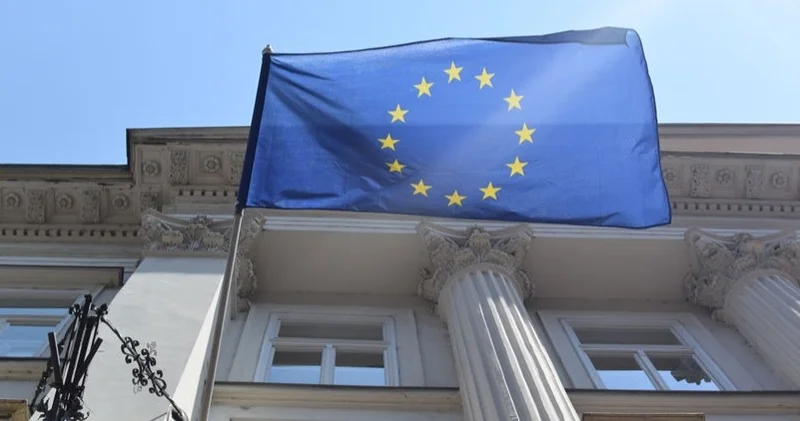 ЕО прокуратурасы алаяқтық бойынша күдікке ілінген 11 депутатты жауапқа тартуды сұрады