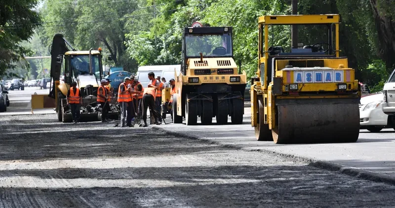 Алматыда Строительная көшесінде құрылыс жұмыстарына байланысты қозғалыс кезең кезеңімен шектеледі