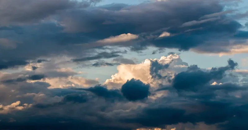 Погода испортится: южный циклон накроет большую часть Казахстана