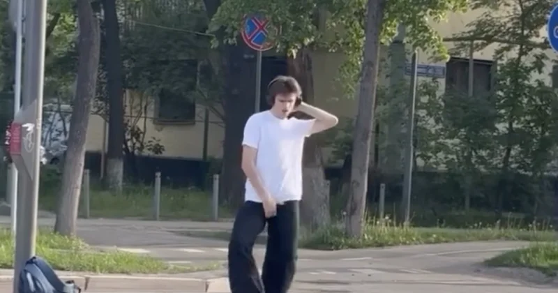 Алматинец покорил соцсети исполнением лунной походки (ВИДЕО)