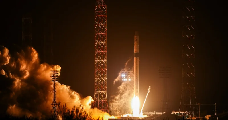 На космодроме Байконур состоялся первый пуск ракеты Союз 5/Сункар
