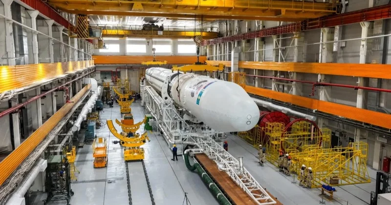 Байқоңырдан ұшырылған Союз 5/Сұңқар зымыран тасығышы қалай жабдықталған