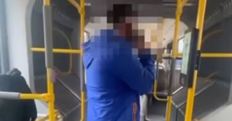 Агрессивного пассажира арестовали в Астане: он матерился и кричал в автобусе (видео)