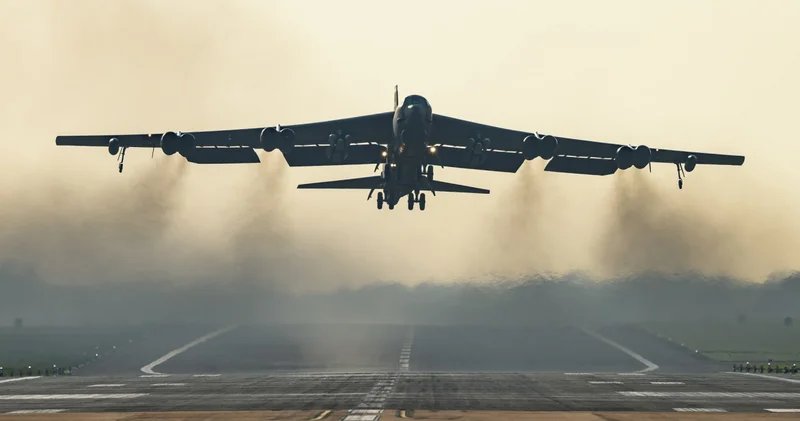 B 52 стратегиялық бомбалаушы ұшағы апатқа ұшырады