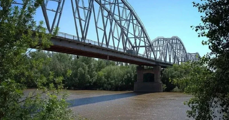Новый мост через реку Урал построят на международной трассе в ЗКО