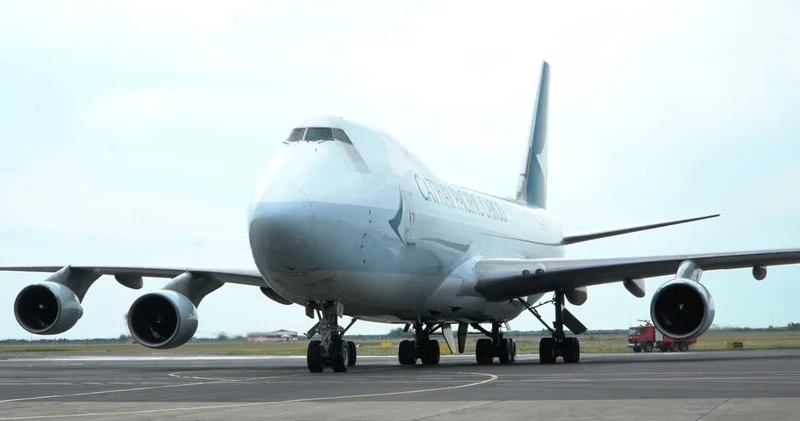 Cathay Pacific Cargo запустила регулярные грузовые рейсы через Астану