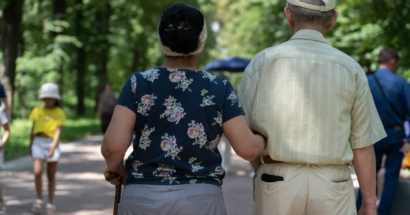 Помощь ко Дню пожилых людей. Выплаты в некоторых регионах будут выше, чем в Астане