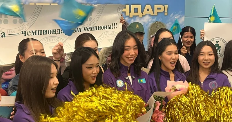 Как встречали Ясмину Токсанбаеву в аэропорту Алматы. Фоторепортаж Informburo