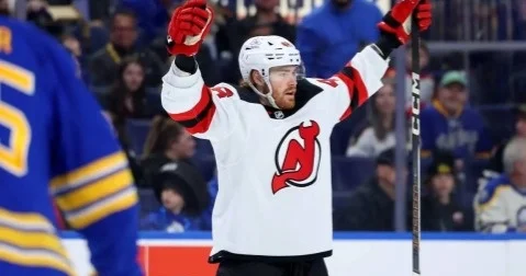 Барыс сапын америкалық хоккейші толықтырды