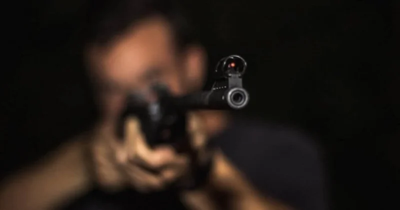 Американец с оружием устроил засаду у бывшей и сам получил пулю