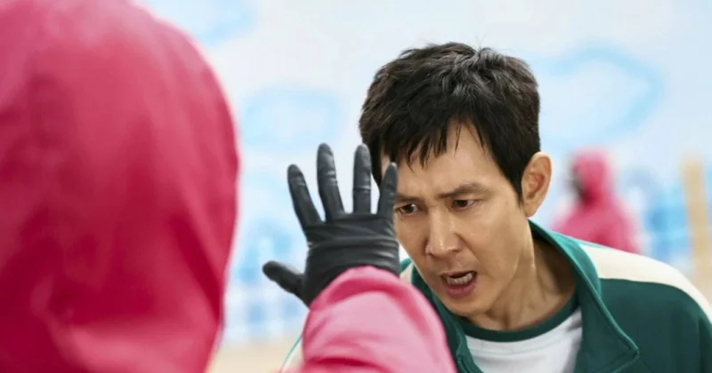 ИИ звезда Игры в кальмара обманул женщину на 370 тысяч долларов