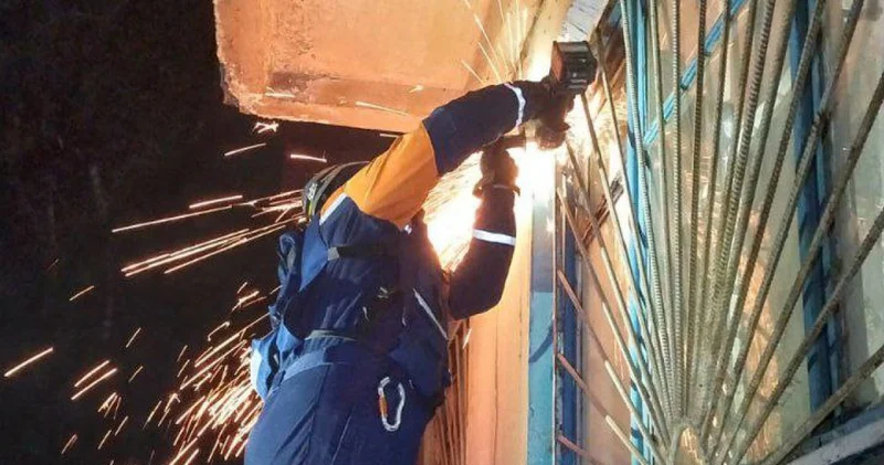 Семейде құтқарушылар пәтерде жалғыз қалған сәбиді құтқарды