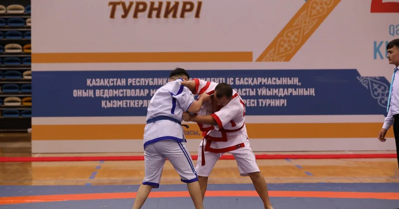 Президент Іс басқармасы қызметкерлері арасында қазақ күресінен турнир өтті