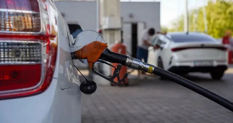 Бензин бағасы: Қазақстанда жедел желі ашылды