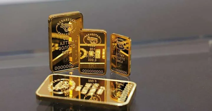 Наибольшей популярностью среди казахстанцев пользуются золотые слитки весом 10 граммов