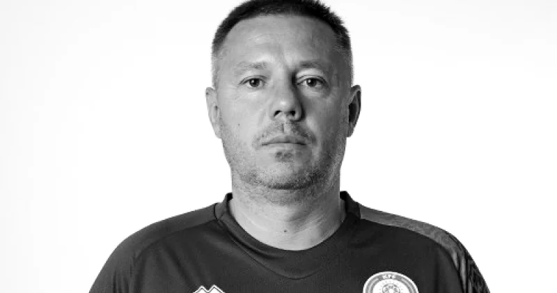 Шерхан Қалмұрзаның жаттықтырушысы өмірден өтті