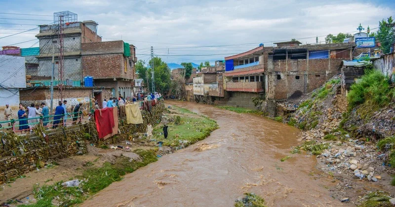 В Индонезии число погибших от наводнений превысило 500 человек