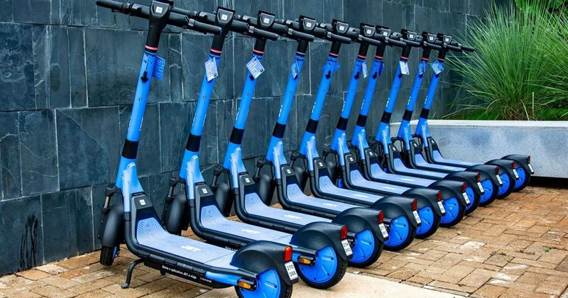 Учительнице из Актобе дали срок за аферу с самокатами