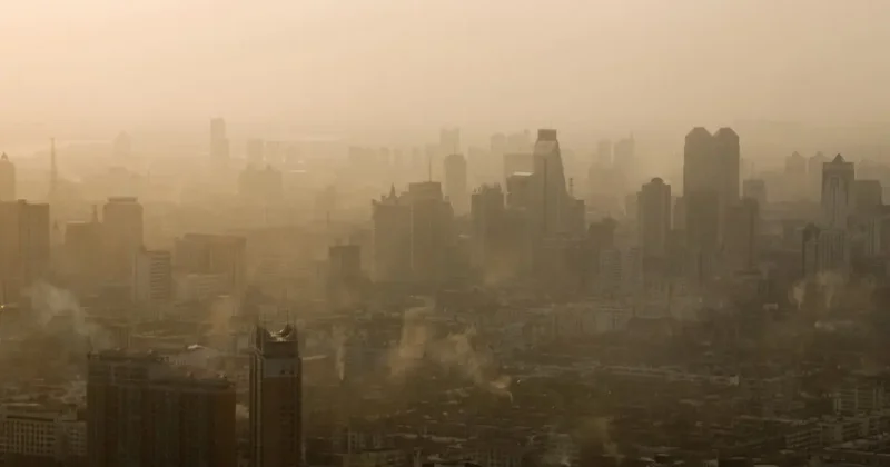 В каких случаях школьников в Казахстане могут переводить на удалёнку из за грязного воздуха