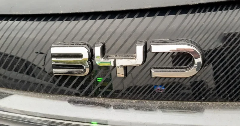 Китайская компания BYD отзывает ещё почти 90 тысяч автомобилей