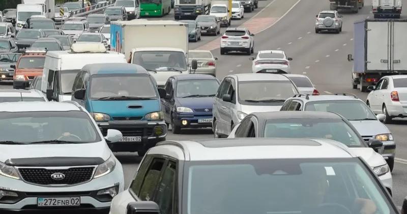 Для каких автомобилей снизили налог в Казахстане