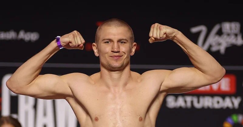 Украинец Богачук победил россиянина Бутаева в новой боксерской лиге главы UFC