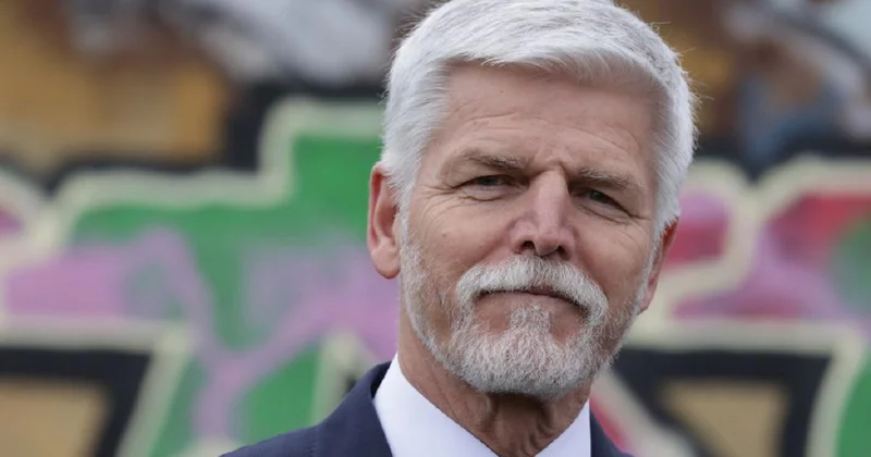 Глава МИД Чехии заявил, что будет игнорировать администрацию президента