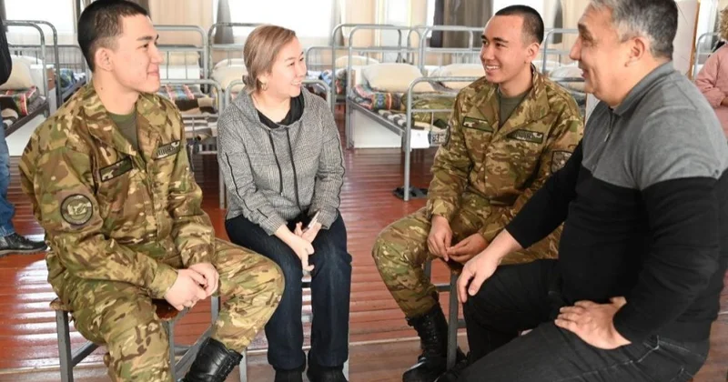 Ашық есік күні: еліміздегі әскери бөлімдерге 4000 нан астам адам келді