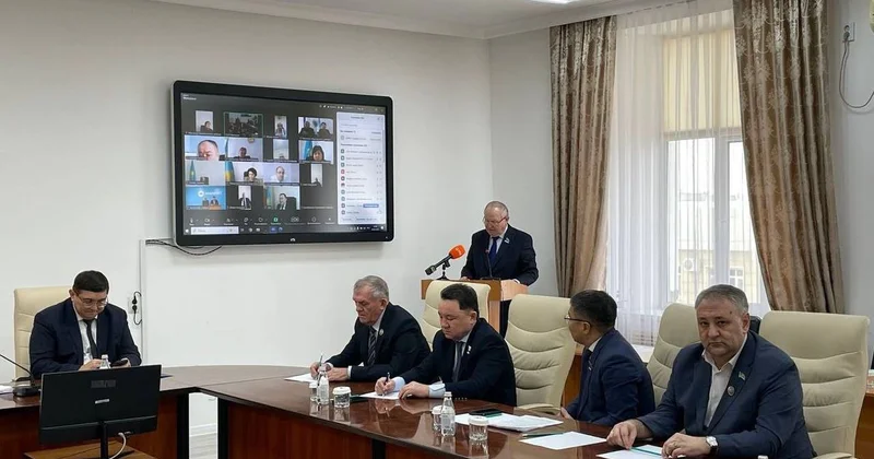 В СКО депутаты и общественники поддержали проект новой Конституции