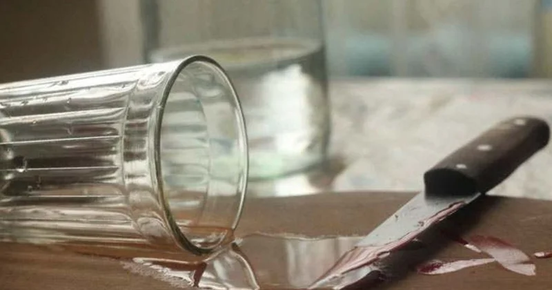 Атырауда полицейді пышақтау оқиғасы жалғасын тапты