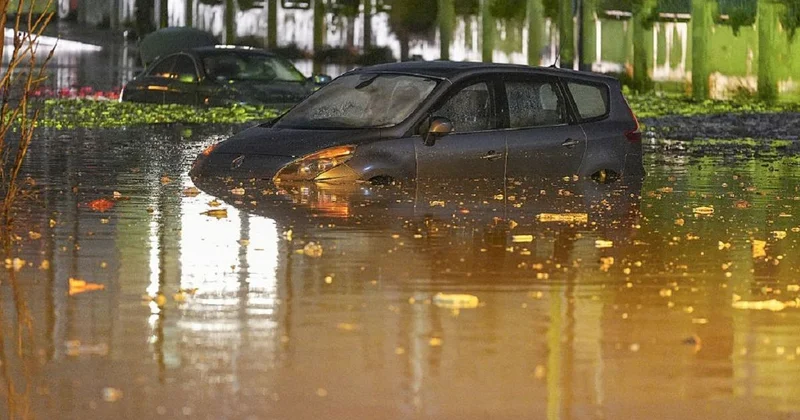 Бодрум, Измир, Мерсин: ливни в Турции привели к наводнениям (видео)