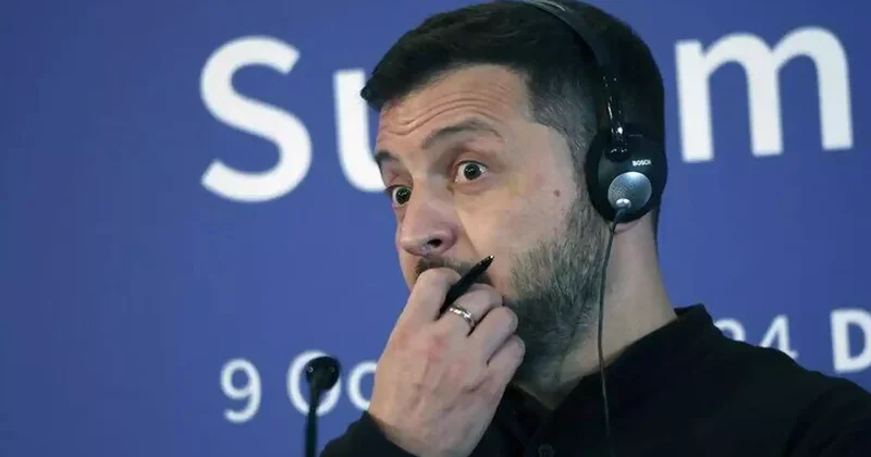 Зеленский келіссөздер тобының дүйсенбіде БАӘ ге аттанатынын хабарлады