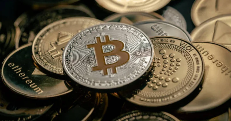 150 дропперді пайдаланған : Ақтөбеде заңсыз криптовалюта схемасын ұйымдастырған топ ұсталды