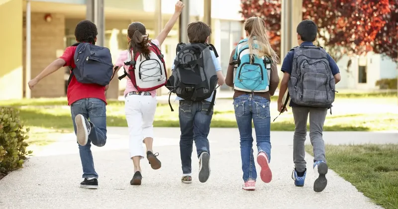 Праздники и весенние каникулы: календарь выходных для казахстанских школьников в марте