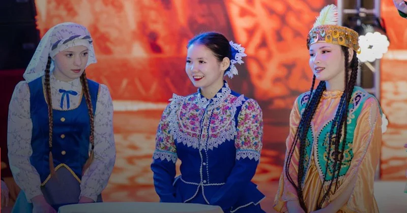 Атырауда Алғыс айту күні аталып өтті: театр, ән күй, би және ЖИ технологиялары